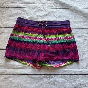 Athleta swim athletic shorts tie-dye pink + green stripe pattern size medium